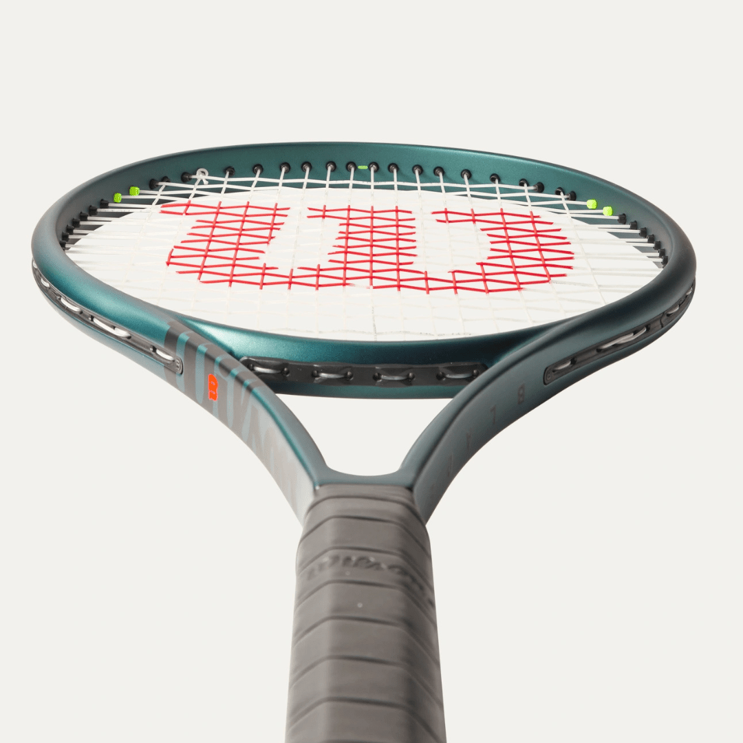 Wilson Blade 100UL v9 265g (16x19) tennis racket