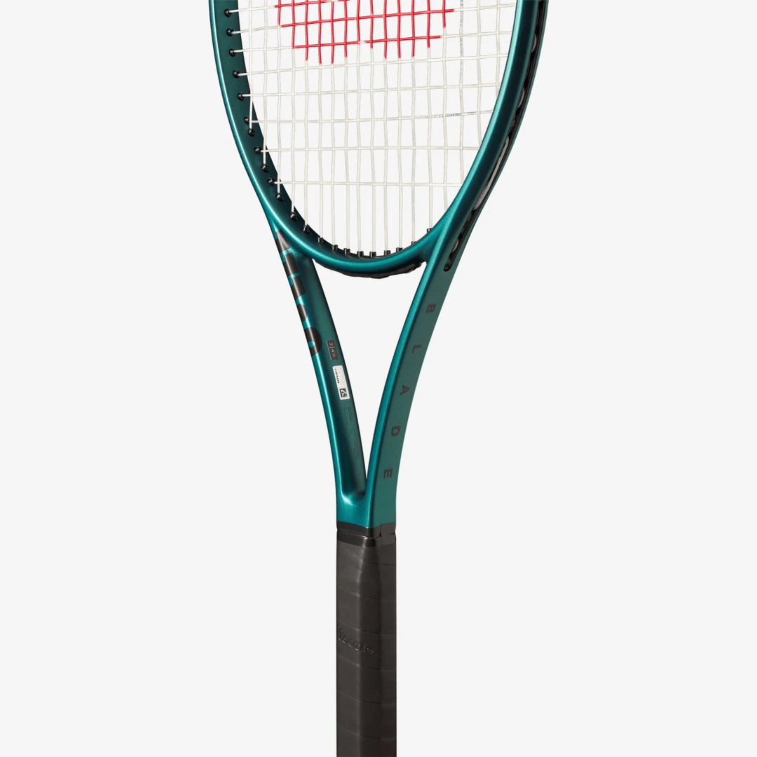 Wilson Blade 98 v9 305g (18x20) tennisketcher