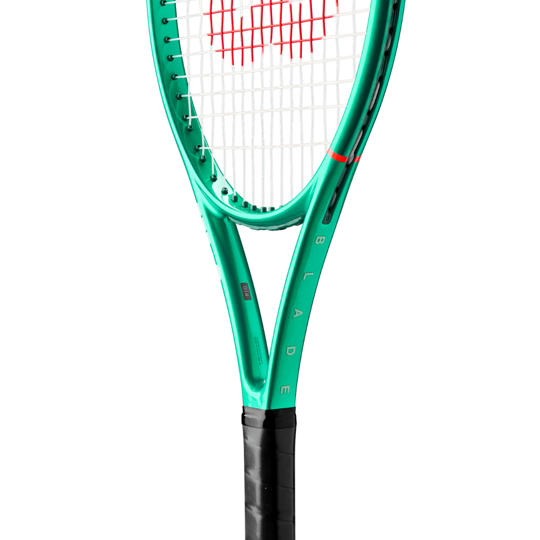 Wilson Blade 26 v10 255g (16x19) junior tennisketcher