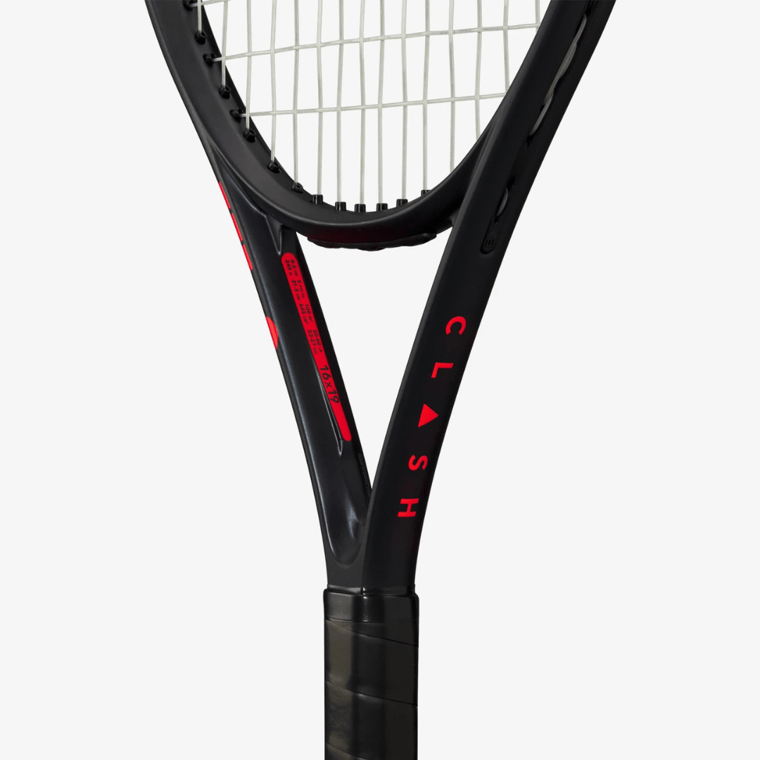 Wilson Clash 26 v3 tennisketcher juniorspiller